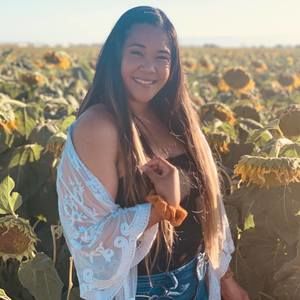 Meet your Posher, Kassie